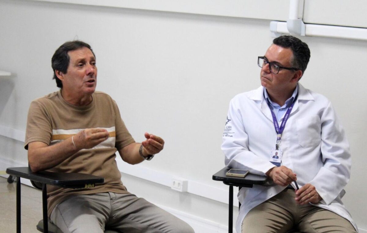 Paciente retorna ao Hospital Dom João Becker após recuperação completa de AVC grave e emociona equipe multidisciplinar