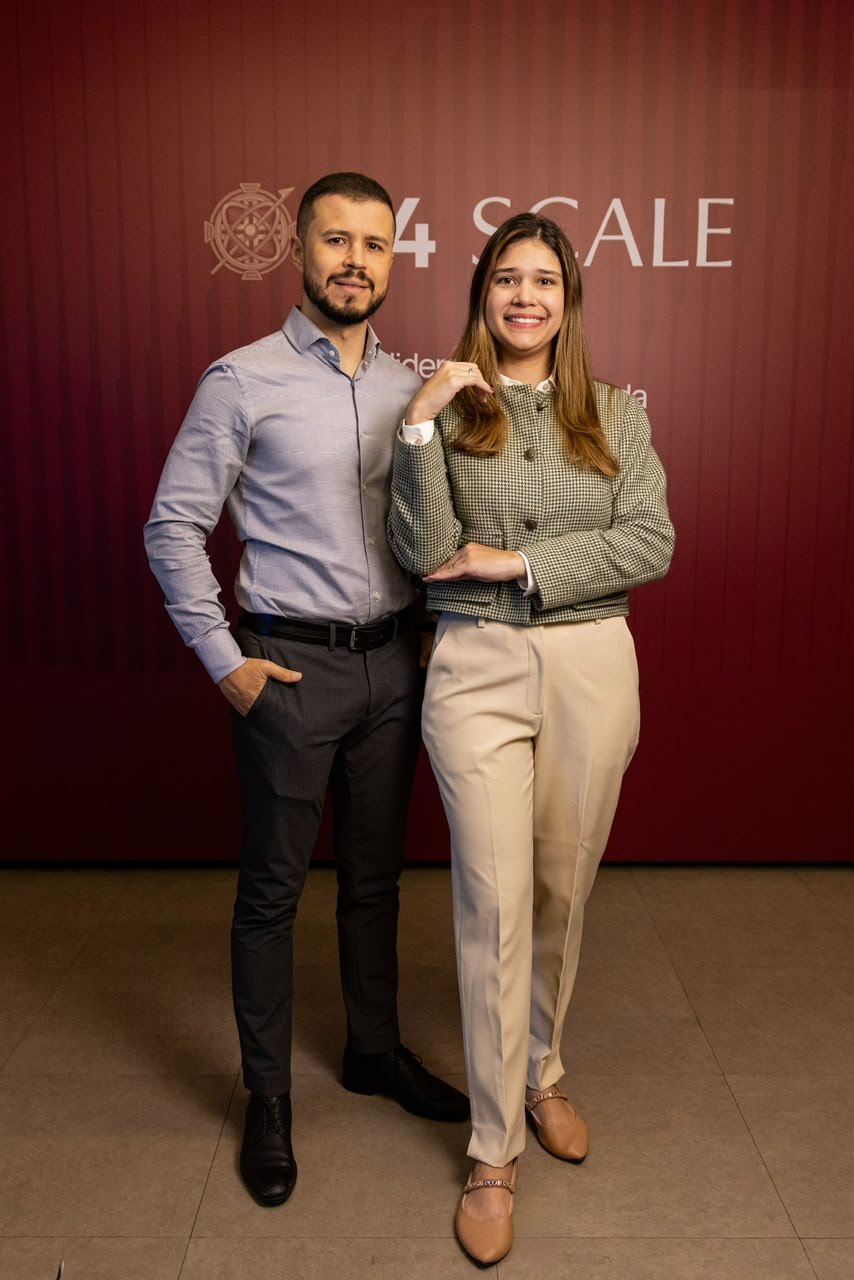CEO, Dr. Diógenes Zãn, e pela coordenadora de Psiquiatria, Dra. Larissa Frota
