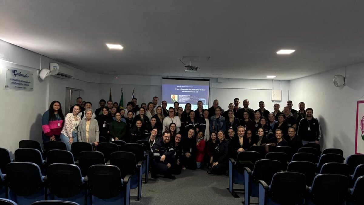 Hospital-Nossa-Senhora-das-Gracas-capacita-95-profissionais-na-linha-de-cuidado-do-AVC-1200x675.jpeg