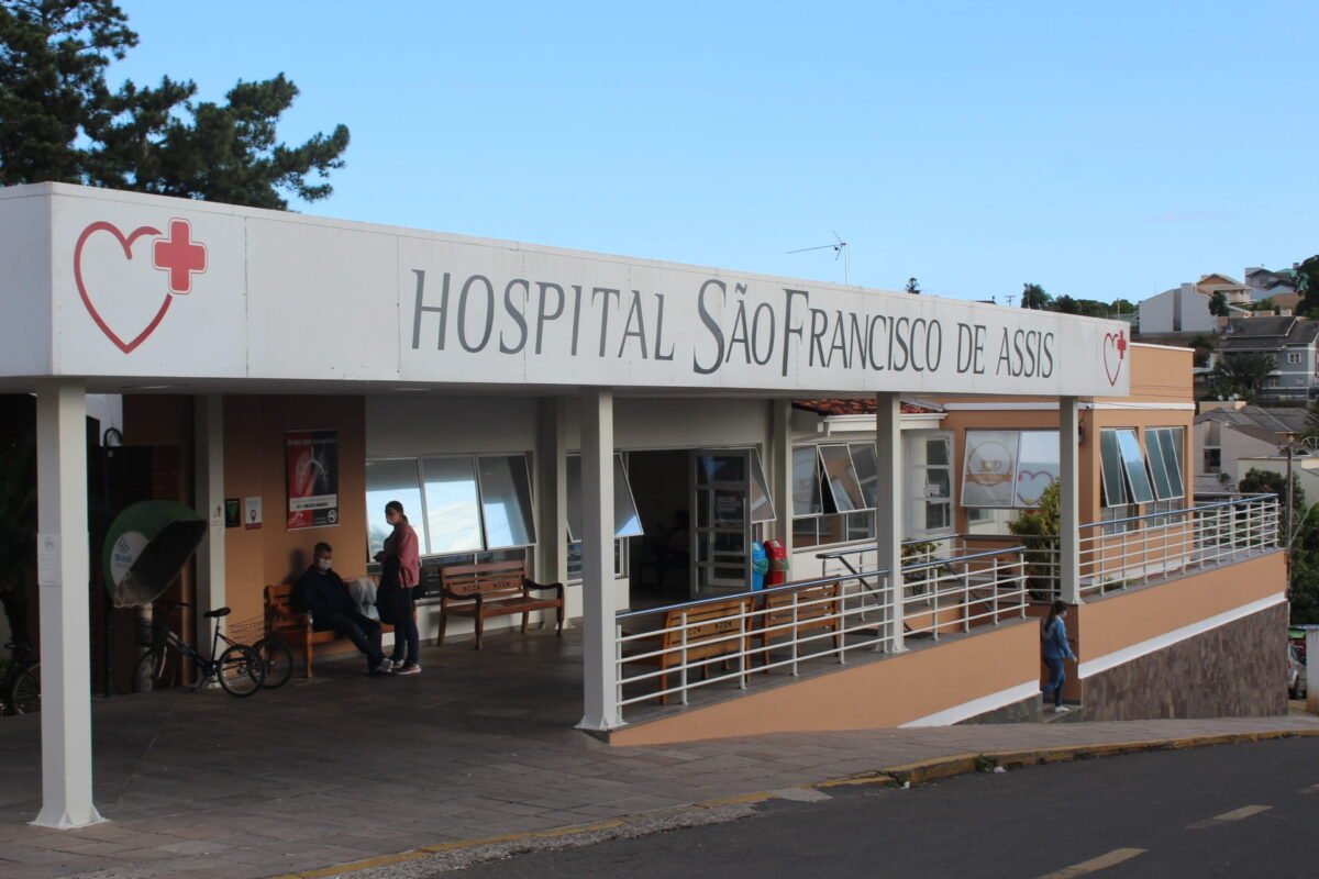 Hospital-Sao-Francisco-de-Assis-1200x800.jpg